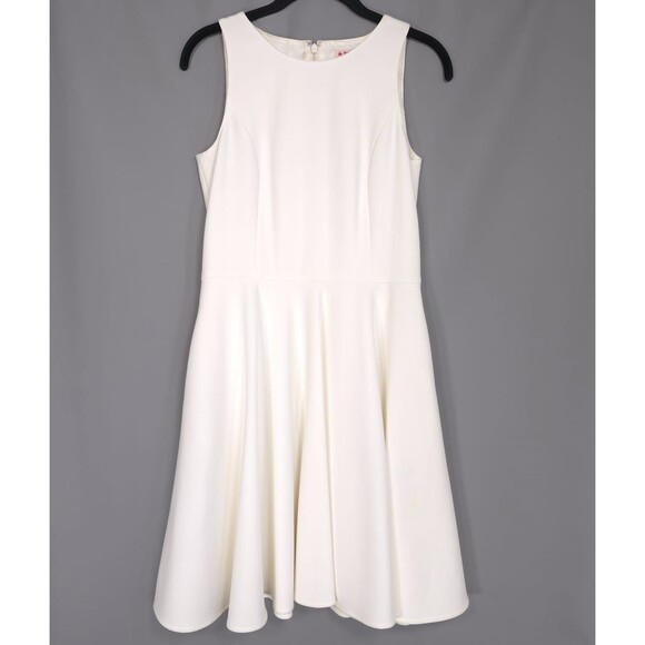 Brooks Brothers Dresses & Skirts - Brooks Brothers New Red Fleece Women’s Dress Size 2 White Fit Flare Sleeveless